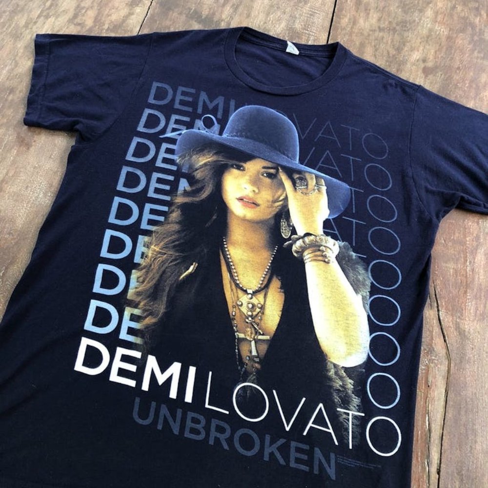 2012 Demi Lovato Tour t Shirtkznu39